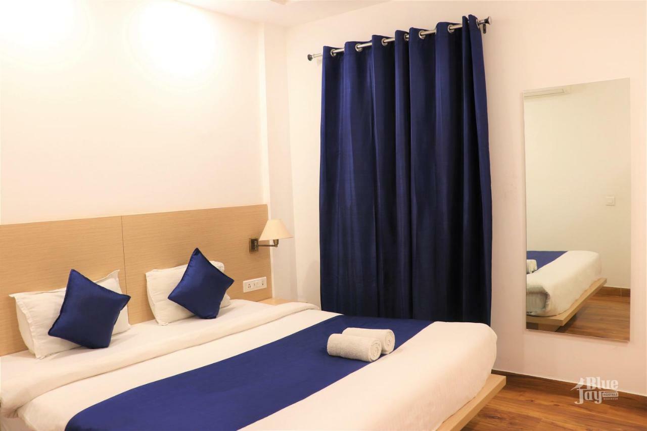 The Blue Jay Hostel - Dorms & Rooms Rishikesh Bagian luar foto